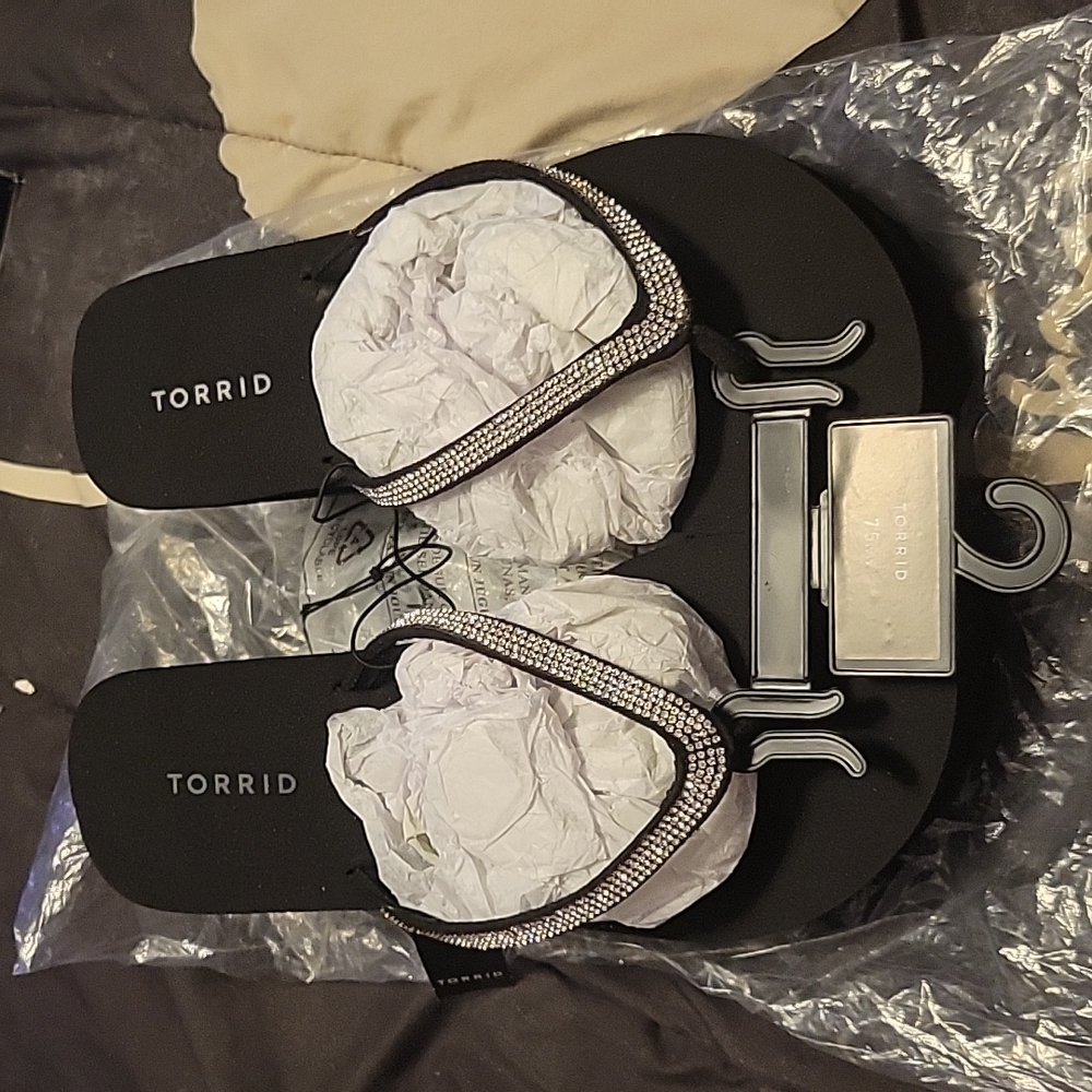 NWT Torrid Rhinestone Thongs